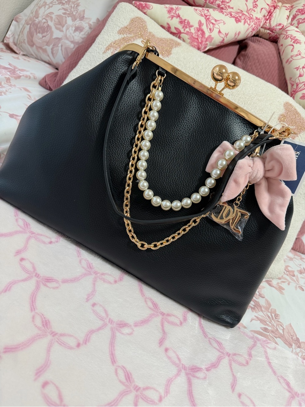Juicy Couture Kiss-lock large clutch